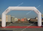 Inflatable arch