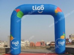 Inflatable arch